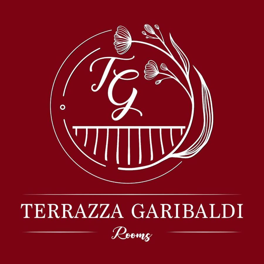 مبيت وإفطار نابولي Terrazza Garibaldi المظهر الخارجي الصورة